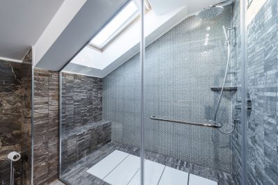 Glass Shower with Frameless Design